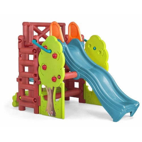 PARCO TRA GLI ALBERI DA GIARDINO